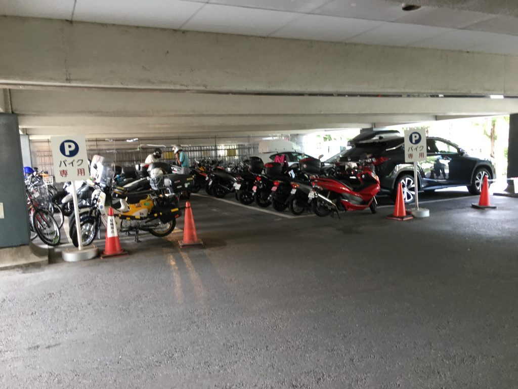 葛飾区バイク駐輪場