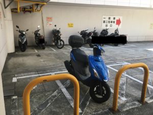 品川区役所駐車場バイク置き場