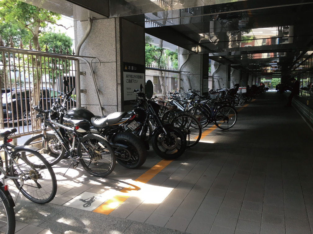 港区役所自転車駐輪場