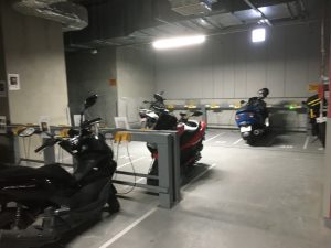 豊島区役所地下バイク駐輪場